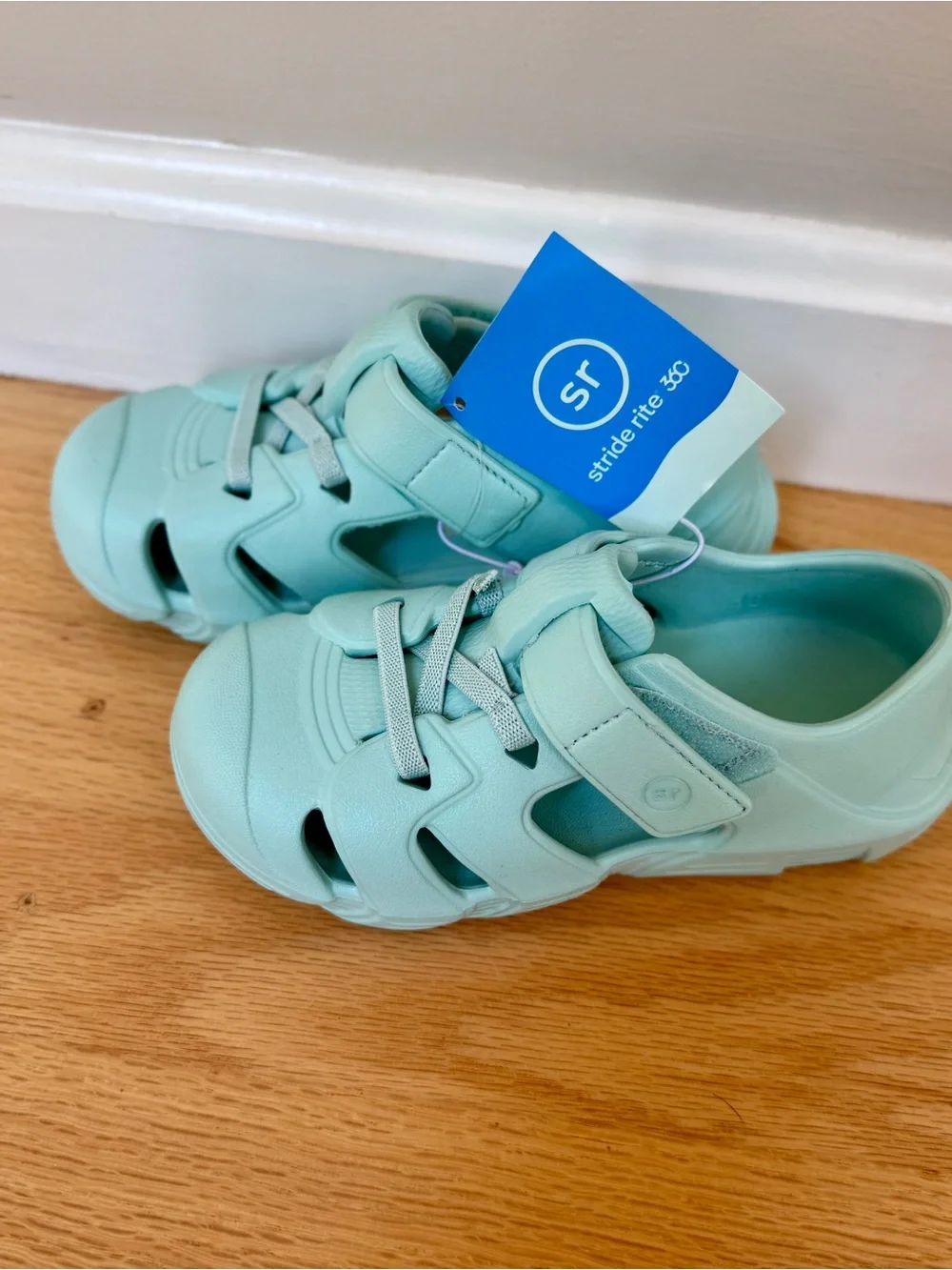 Stride Rite 360 Wave Sneaker Sandals – Aqua – NEW with Tags
